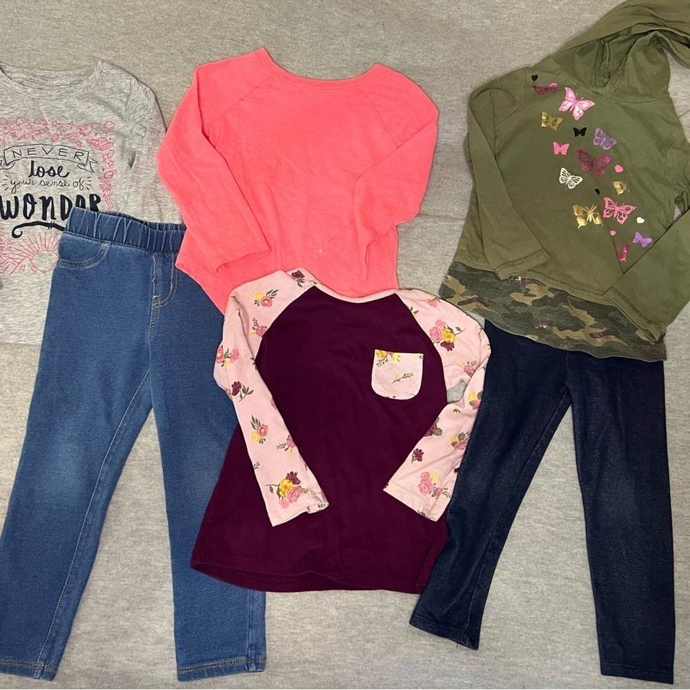 Set of 2 Pants / 4 shirts - 3T
